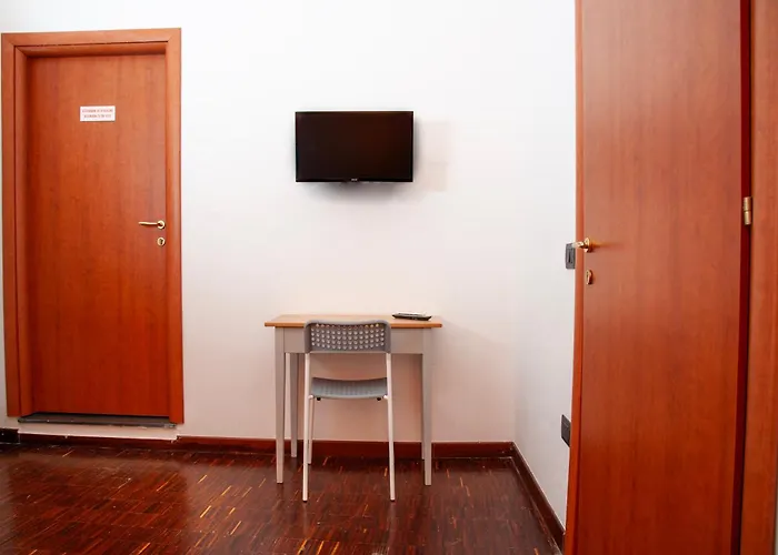 Palazzo Carafa Della Spina Room And Apartment