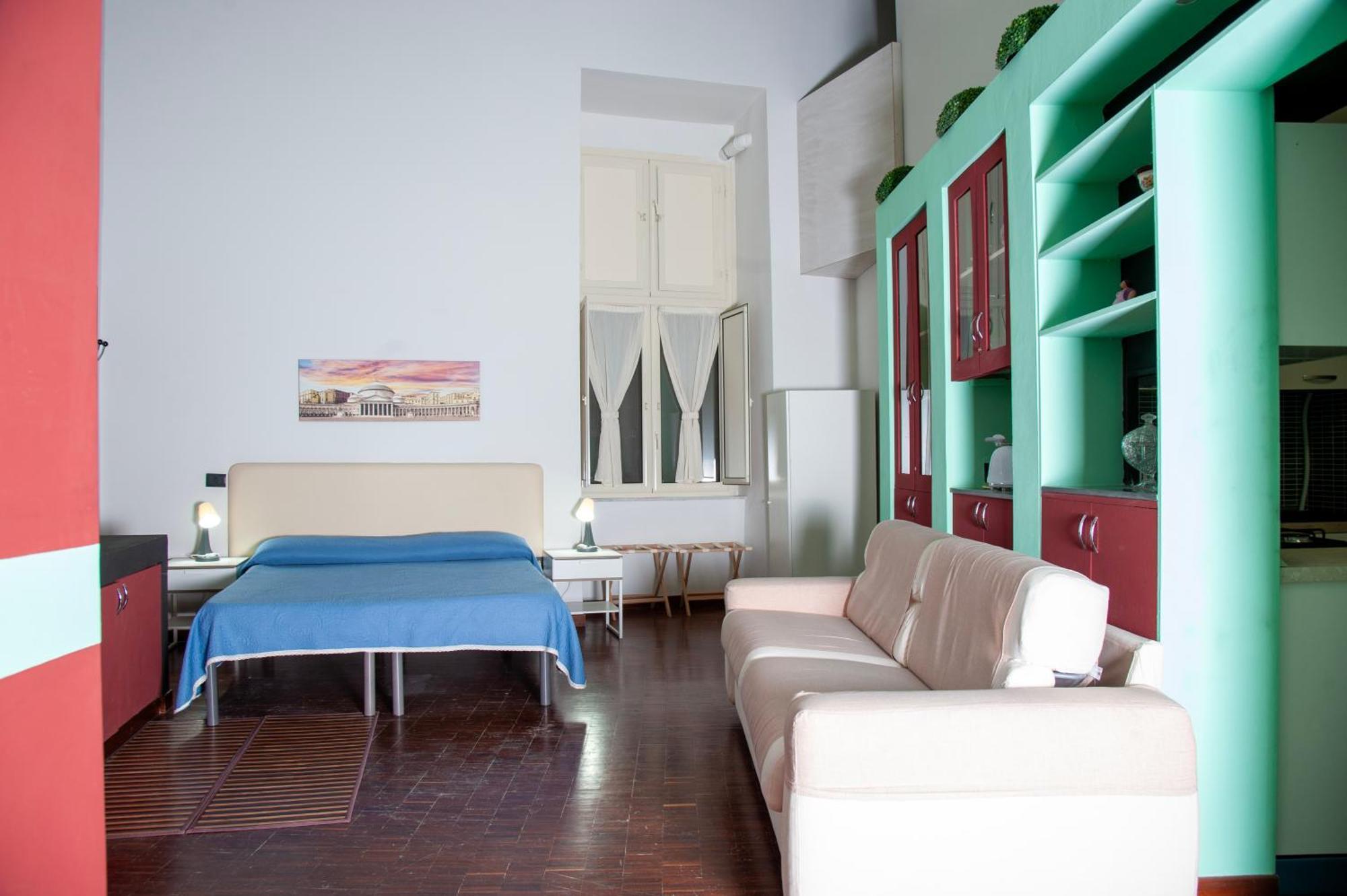 Palazzo Carafa Della Spina And Bed and breakfast 3*